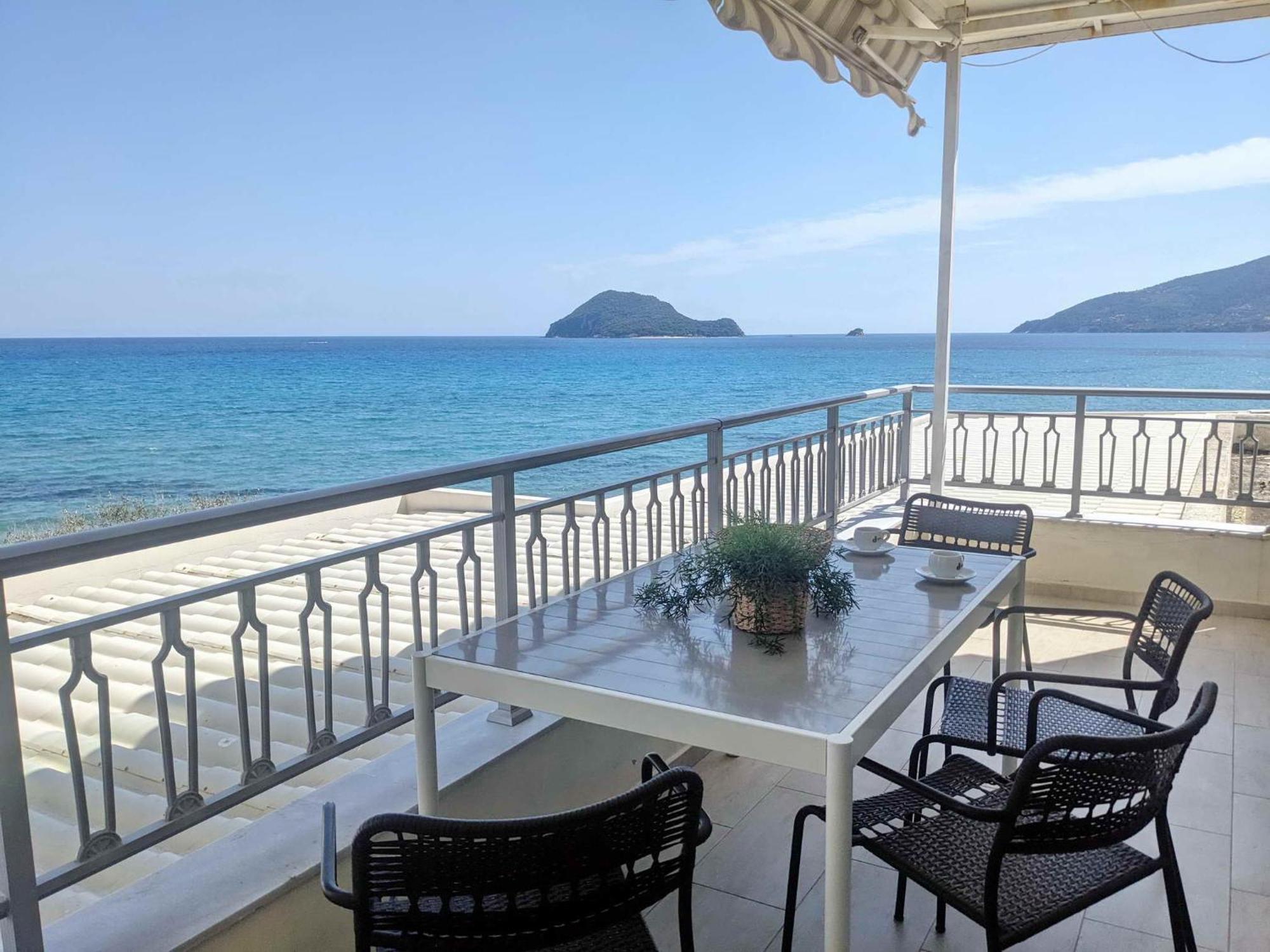 Panorama Inn Lithakia  Luaran gambar