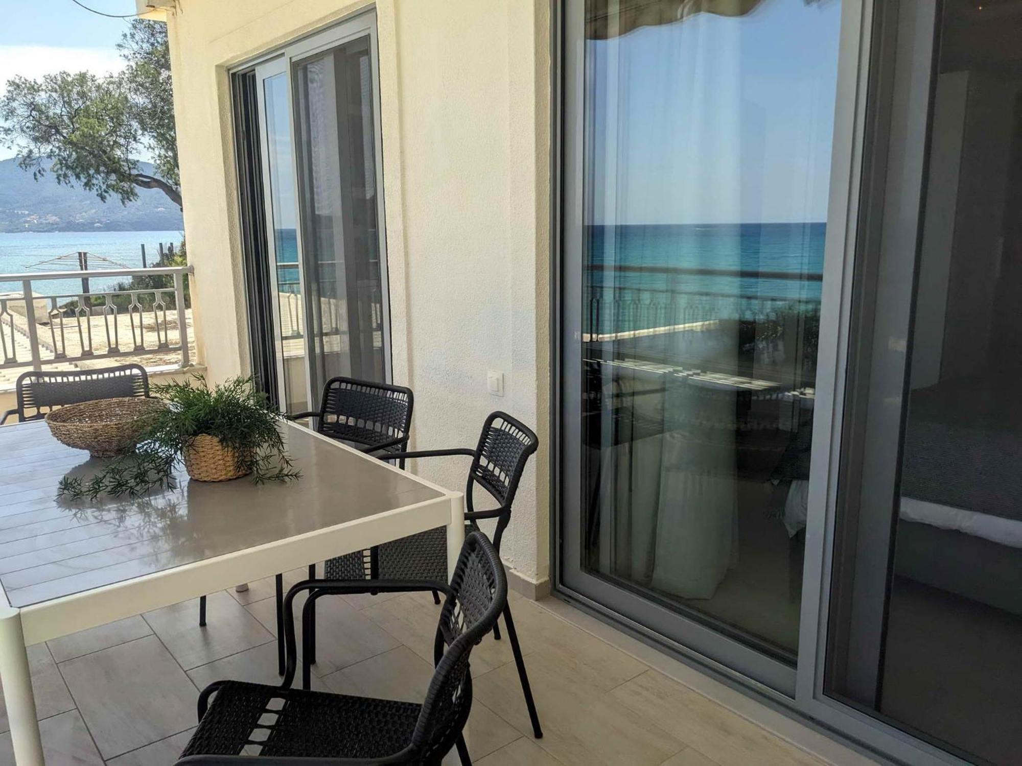Panorama Inn Lithakia  Luaran gambar